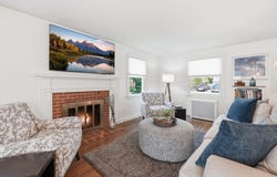 28 Saxon Rd, Worcester, MA 01602