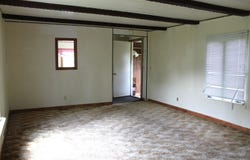 164 Dry Creek Rd, Glendive, MT 59330