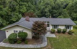 526 Cokesbury Rd, Clinton Twp., NJ 08801