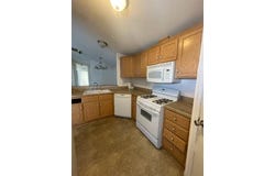 320 Sunny Hills Dr, Rancho Cordova, CA 95670