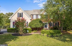 803 CHATHAM LANE, SCHWENKSVILLE, PA 19473