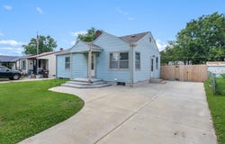 2009 S Lulu, Wichita, KS 67211