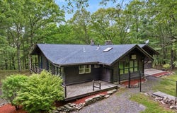100 Schnackenberg Rd, Ghent, NY 12075