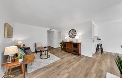224 Oakleaf Drive, Thousand Oaks, CA 91360