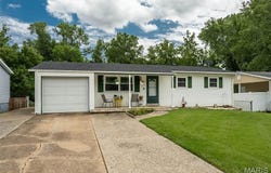 6 Fern Drive, St Charles, MO 63304