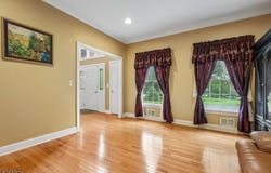17 Burniston Ct, Hillsborough Twp., NJ 08844-2334