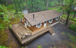 1081 Maple Lake Drive, Bushkill, PA 18324