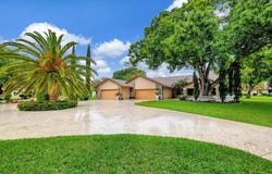 5355 NW 77th Ter, Coral Springs, FL 33067