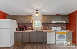 24960 Pompano Drive, Elberta, AL 36530