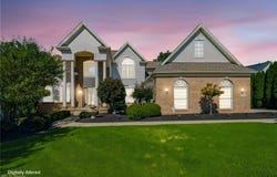 5432 Brook Run Drive, Medina, OH 44256