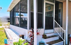 141 4th St West, Nokomis, FL 34275