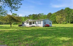 235 Kirk Road NW, White, GA 30184