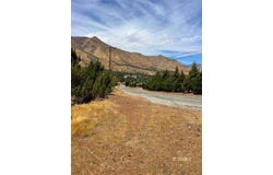 3200 Shadow Mountain DR, Lake Isabella, CA 93240