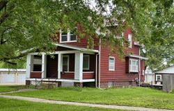 525 OTSEGO ST, Storm Lake, IA 50588