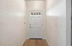 880 E Palm Drive, Hanford, CA 93230