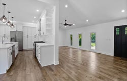 8147 Oakwood Avenue, Munster, IN 46321