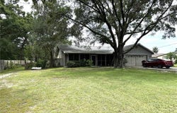 3720 MOORES LAKE RD, DOVER, FL 33527