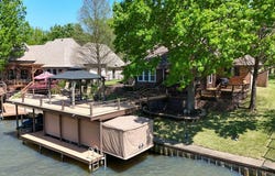 370 Saint Andrews Dr, Mabank, TX 75156