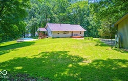 8910 Richarts Road, Morgantown, IN 46160