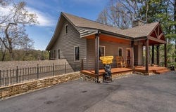 1227 Village Road, Murphy, NC 28906