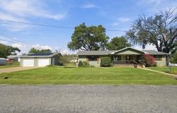 501 W 11th, Wellington, KS 67152