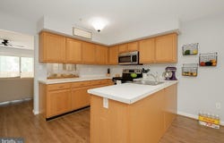 1532 CUMBERLAND COURT, PHOENIXVILLE, PA 19460