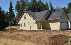 845 OAKLEAF WAY, Silverton, OR 97381