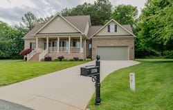 4667 Freedom Drive, Burlington, NC 27215