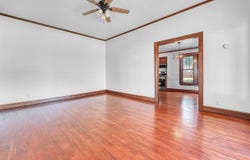 302 S 6th St, Chickasha, OK 73018