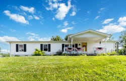 893 Herndon Lane, Eminence, KY 40019