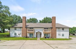 1001 Twin Oaks Terrace, Harrisonville, MO 64701