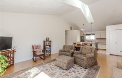 1011 Williamsburg Circle, Warwick, RI 02886