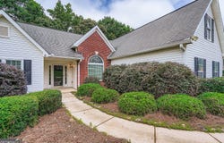 4642 Devencrest, Buford, GA 30519