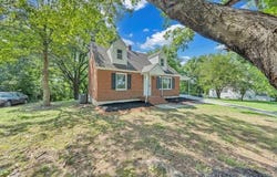 2631 Idlewild BLVD NE, Roanoke, VA 24012