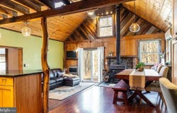 947 SAVAGE Road, BRUCETON MILLS, WV 26525