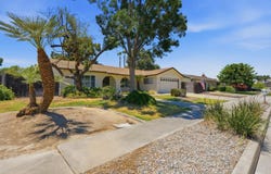2354 Michael Circle, Hanford, CA 93230