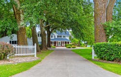 2710 SHOREWOOD Drive, OSHKOSH, WI 54901
