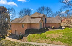 1075 St Ives Court, Morristown, TN 37814