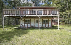 5114 Ash Drive, Pocono Summit, PA 18346
