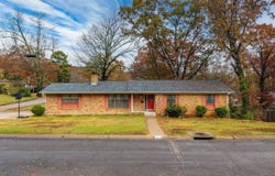 901 E 53rd Place, North Little Rock, AR 72116