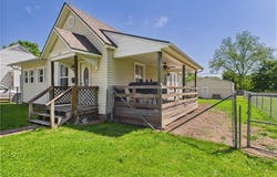 1407 E Main Street, Higginsville, MO 64037