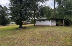 4881 Tall Pine Drive, Marianna, FL 32446
