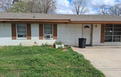 11 Pine Hill Drive, Natchez, MS 39120