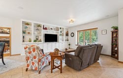 1500 HIDDEN ACRES Lane, NEENAH, WI 54956