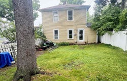 402 E D Street, Iron Mountain, MI 49801