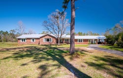 6753 E US HWY 90, Lee, FL 32059