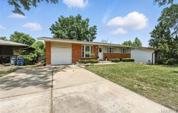 10949 Mugan Drive, St Louis, MO 63123