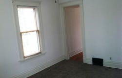320 N Dodge St, IowaCity, IA 52240