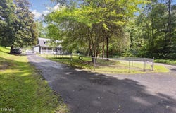 4879 Back Valley Road, Big Stone Gap, VA 24219