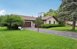 5420 W Sherman Drive, McHenry, IL 60050
